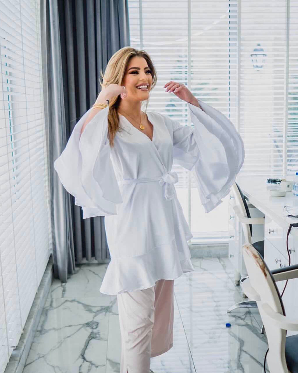 RUFFLE ROBE